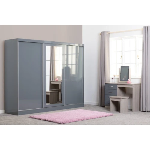 Nevada 3 Door Sliding Wardrobe Grey